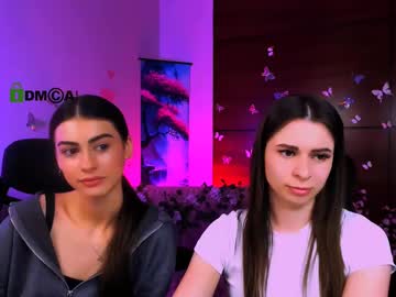 Kaisy_star, 21 years old, GOAL: kiss her [3066 tokens remaining] come chilll with me ;) #skinny #lovense #nonude #18 #brunette, webcam photo