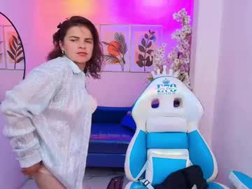 Karla_esmeralda, GOAL: Sexy dance all naked [99 tokens remaining] Hey i`m a new here, come help me enjoy ?? #milf #blowjob #curvy #amateur #new, webcam photo