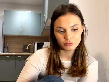 Karonspurzem, 18 years old, Goal :show your butt doggy style  i'm Amelia and #new here #cute #young #teen #18  [49 tokens remaining], webcam photo