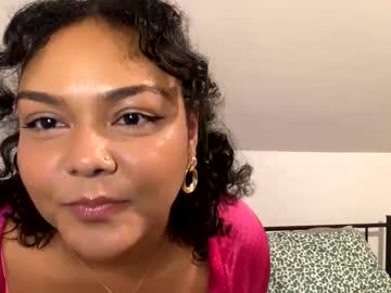 Kat_9021ho, Oil + Hand bra [799 tokens left] #bigtits #new #natural #bignipples #curvy #piercings #dance #bikini, webcam photo
