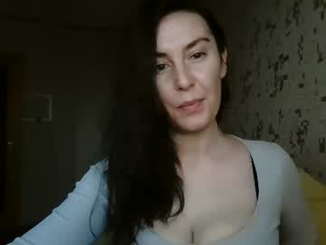 Katalinaqe, 32 years old, Goal: ??I will tease you? #cute #new #c2c #feet #tease - Next Goal: ??Dance for you?, webcam photo