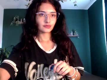 Muscle cam star Katherinne_1612, 24 yrs