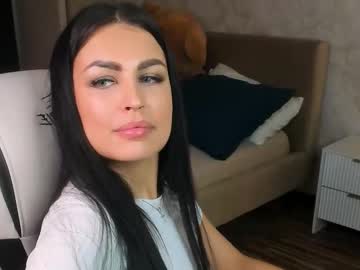 Katrinablaze, 21 years old, ? Hello guys. welcome to my room ? - Goal is : ? topless 3 min and pinch nipples ? #bigboobs #teen #bigass #daddy #18, webcam photo