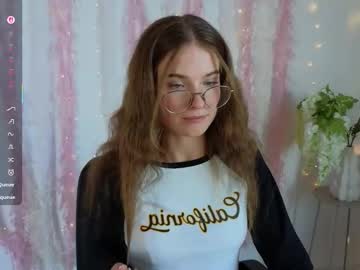 Katyaa_lover, 23 years old, Welcome in Katya's room) #new #teen #glasses #skinny #shy -- Current Goal: Play with dildo at 300 tokens, webcam photo