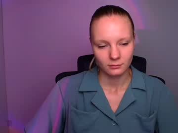 Kelly_lly, 18 years old, GOAL: Wecome to the site [150 tokens remaining] Welcome to my room! #teen #young #skinny #18 #new, webcam photo