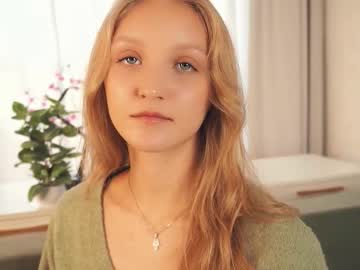 Keraholman, 18 years old, Hello everyone Goal : eyes close to cam i'm #new here #skinny and #shy i'm #18 years old and #blonde [15 tokens remaining], webcam photo