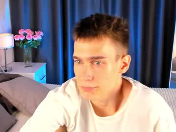 Live twink cam Kevin_kess, age 20 yrs nude and streaming