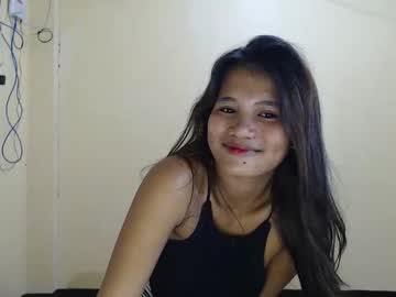 Skinny Asian cam girl Kikimsexdoll live in HD