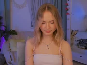 Kikishyness, 19 years old, Hi #18 lets have funn! - Goal: orgasm for me [862 tokens left] #teen #blonde #shy #nonude, webcam photo