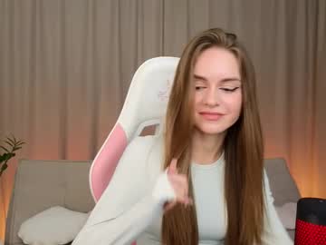Kimbeerlou, If you like my smile  #new  #shy #young #teen #teen [220 tokens remaining], webcam photo
