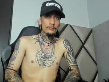 Kingmastah7 big cock cam stud 28 yrs streaming live