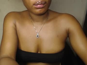 Kinkyxxnasty, fuck pussy with dildo [200 tokens left] #ebony #dirty  #muscle #atm #new #slave, webcam photo
