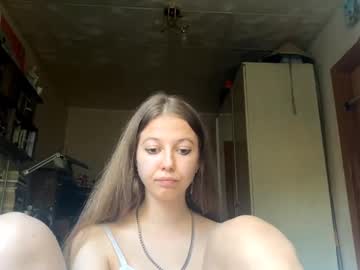 Live cam boy Kiracrave – Hot Male Cams