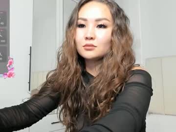 Kirakiramii, 19 years old, GOAL: Sexy Dance [89 tokens remaining] Welcome to my room! #asian #blowjob #naked #lovense #new, webcam photo