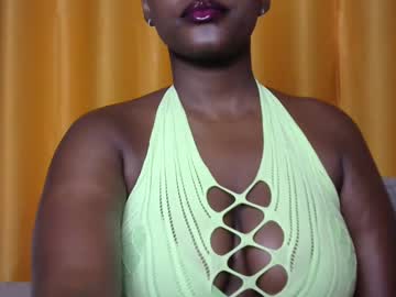 kiss_the_chocolate's Profile Image