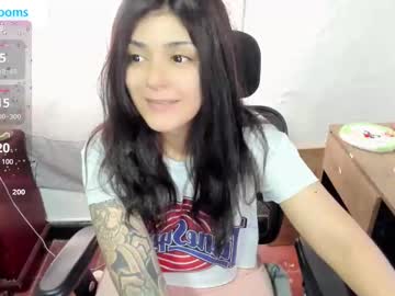 Hairy cam model Kittytrixy97, 25 yrs live now