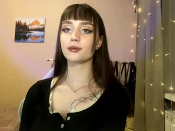 Kriss_miss89, 18 years old, GOAL: lets squeze my ass hard! [0 tokens remaining] Hi CB, i am Kris! #18 #shy #teen #skinny #new, webcam photo