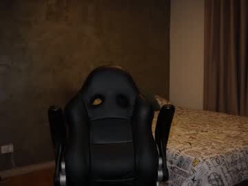 Krops_ big cock cam stud 29 yrs streaming live