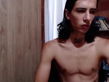 Live twink cam Kyleer77, age 24 yrs nude and streaming
