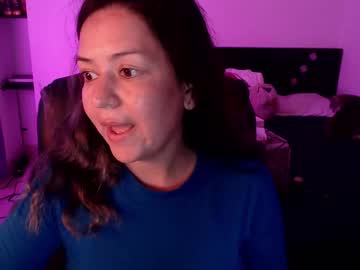 Laimorgan, 30 years old, “What’s under this shirt? Only one way to find out…?FAV 11-111-1111 ? #mature #saliva #tease #young #shy, webcam photo