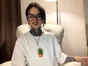 Langhebsch, 18 years old, Goal - Stand up and show my outfit. Hiya!! Seika here, let's rock!. #new #shy #18 #teen #young [24 tokens remaining], webcam photo