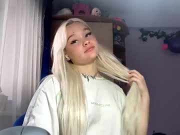 Lanitatower, 18 years old, Goal:Unbutton the bra and Dance with naked back<: My name is Alice #new , new experience to me, hope it turns out well :3  #skinny #young #18 #shy [84 tokens remaining], webcam photo