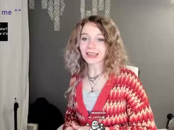 Lanshan_classy, upper button off! #cute #slim #natural #curly #young [47 tokens remaining], webcam photo