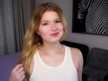 Latanyabarthel, 18 years old, little lift up top to see my underboobies   #New #18 #shy #bigboobs #bigass [0 tokens remaining], webcam photo