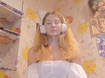 Laticiacalicutt, 18 years old, Goal: Take off my bra <: My name is Amelia #new , new experience to me, hope it turns out well :3  #skinny #young #18 #shy [148 tokens remaining], webcam photo