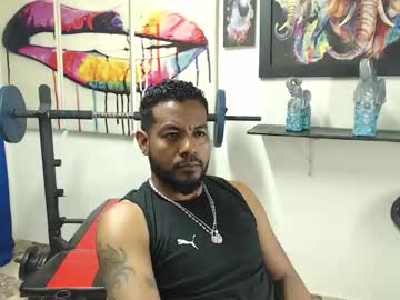 Latinfoxx_ big cock cam stud 36 yrs streaming live