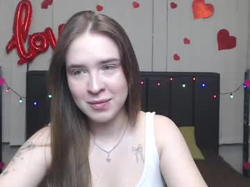 Laurahlot • lovense22y • Bern, Switzerland • public