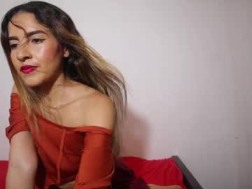 lauraluango12 - Live EU Performer