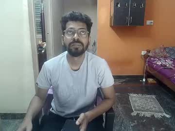 Hairy cam model Leosbroad live now