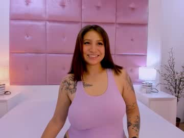 Squirting cam girl Liaabrook live now