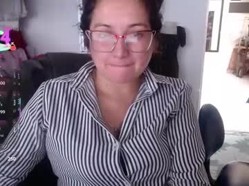 Lilith_camp • french35y • Latina ? • public