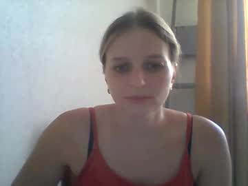 Lillydaville • flirt • Poland • public