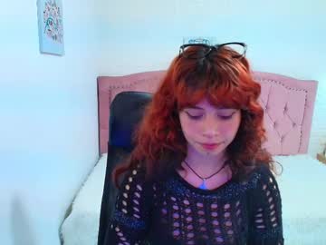 Lily_tk • thin • Colombia • public