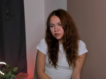 Lilydubiansky, ??Make my best day?? [550 tokens left] This is my first day here, I will be very happy for every viewer?? #18 #shy #new #smalltits #skinny, webcam photo