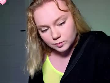 Lime_cat, 25 years old, Goal: ??Dance for you? #dance #feet #fetish #new #c2c  - Next Goal: ??Surprise??, webcam photo