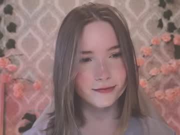 Catch me live as Linalyy, age 18 yrs in premium male cam shows