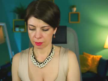 Live Milf Lindagarza - Hot Milf Cams