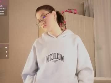 Linna4kiss, 18 years old, ? GOAL :Flirt with hair? The most #goth baby  here ! Welcome to my #new room? Im Linna #18 yo and its my first stream here ? Im kinda #shy #petite girl? [0 tokens remaining], webcam photo