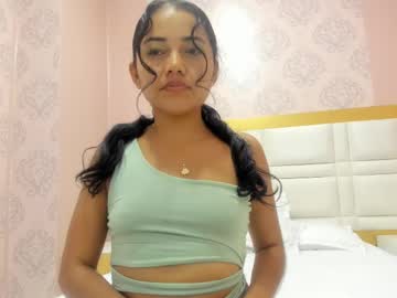 Catch me live as Little_laury in premium male cam shows