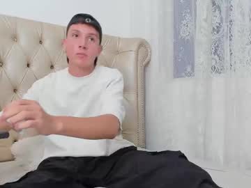 Littledanny_, all naked [69 tokens left] Let's play #18 #twink #cum #new #young, webcam photo