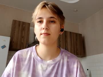 Liviastubson, 18 years old, GOAL: little dance with shyness:) Hi, my name is Nora! It's my first day! #shy #new #18  #shorthair #blonde [35 tokens remaining], webcam photo