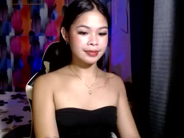 Skinny Asian cam girl Liyahlicous_18xx live in HD