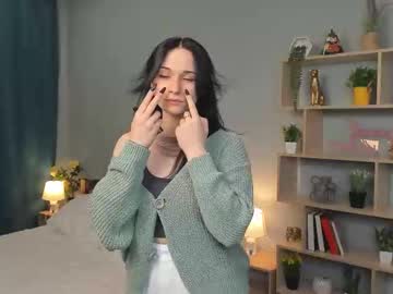 Squirting cam girl Lizbethdownton age 18 yrs live now