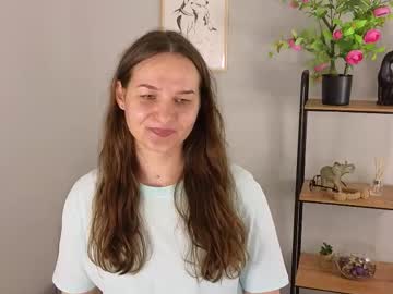 Lois_williams, 18 years old, GOAL- slap ass #new #shy #18 #bigass  #bigboobs [99 tokens remaining], webcam photo