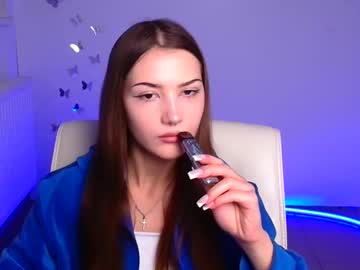 Live cam boy Lola_looo, 20 yrs – Hot Male Cams