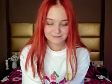 Lollyredfoxy, 18 years old, Hi hi hi guys!!! This is my first day here! Goal - Lick my pretty lips! #shy #new #bigass #redhead #bigboobs [14 tokens remaining], webcam photo